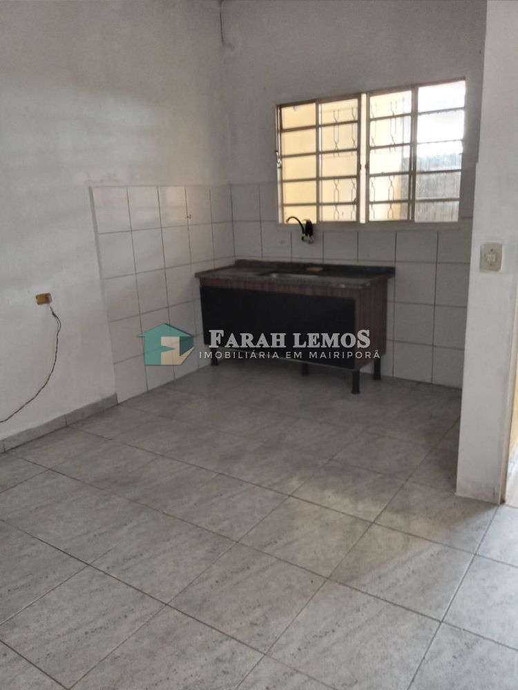 Casa Padrão aluguel Centro - Referência ca131125