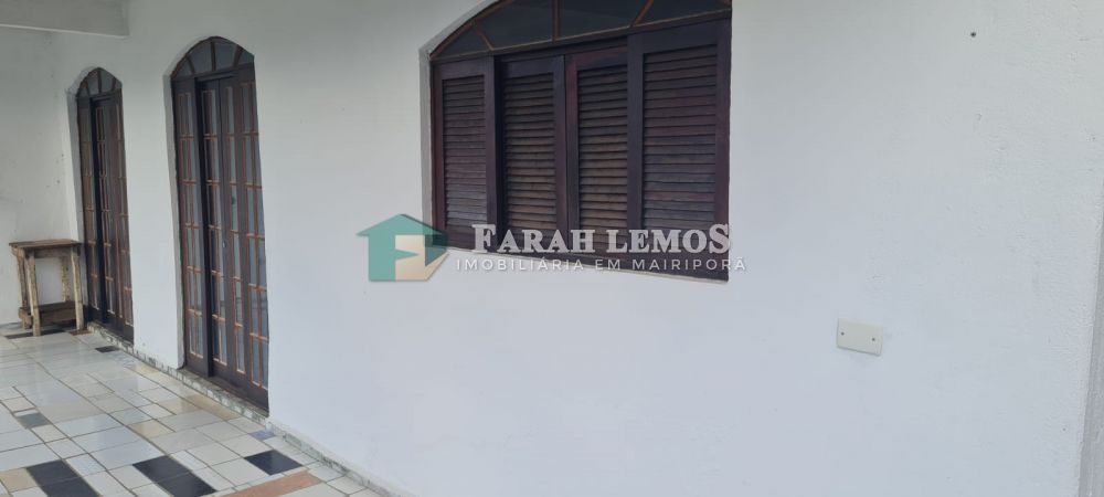 Casa Padrão venda proximo ao centro - Referência 502307